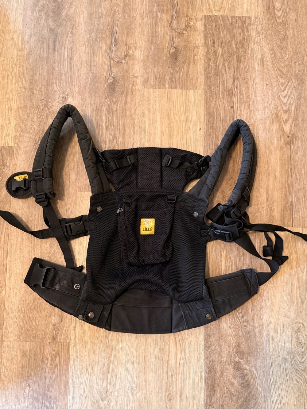 Lille Baby  - Ergonomic Infant & Toddler travel